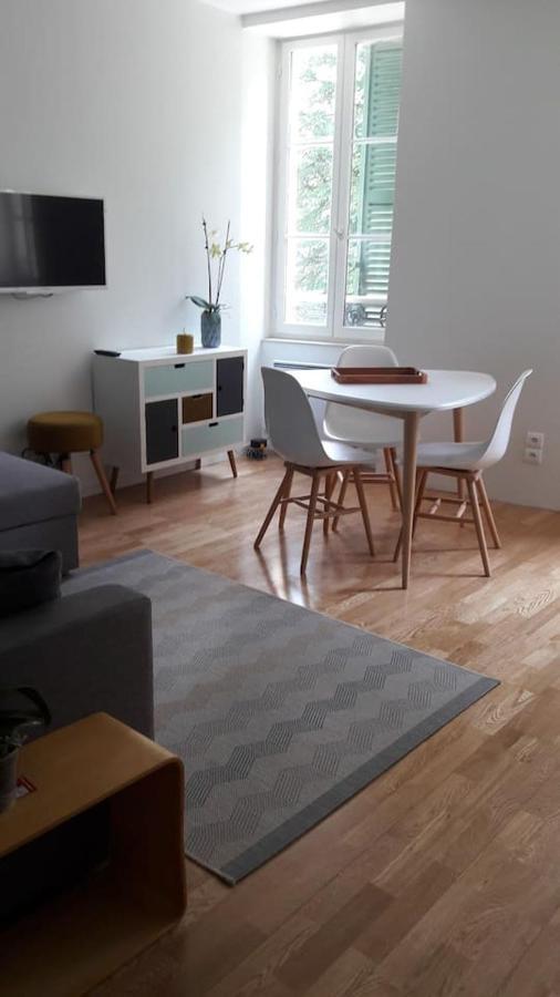 Un Appartement Lumineux Au Parc Beaumont Pau Luaran gambar